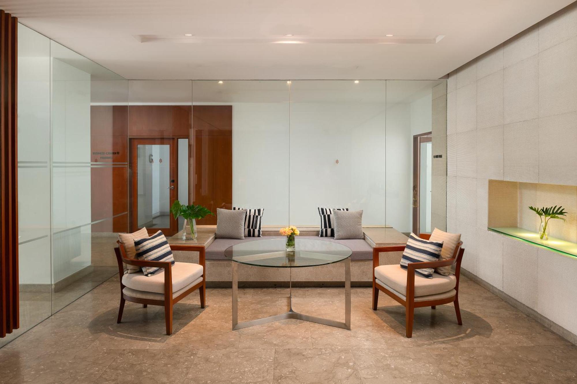 Woodlands Suites Serviced Residences - Sha Extra Plus Pattaya Exterior photo