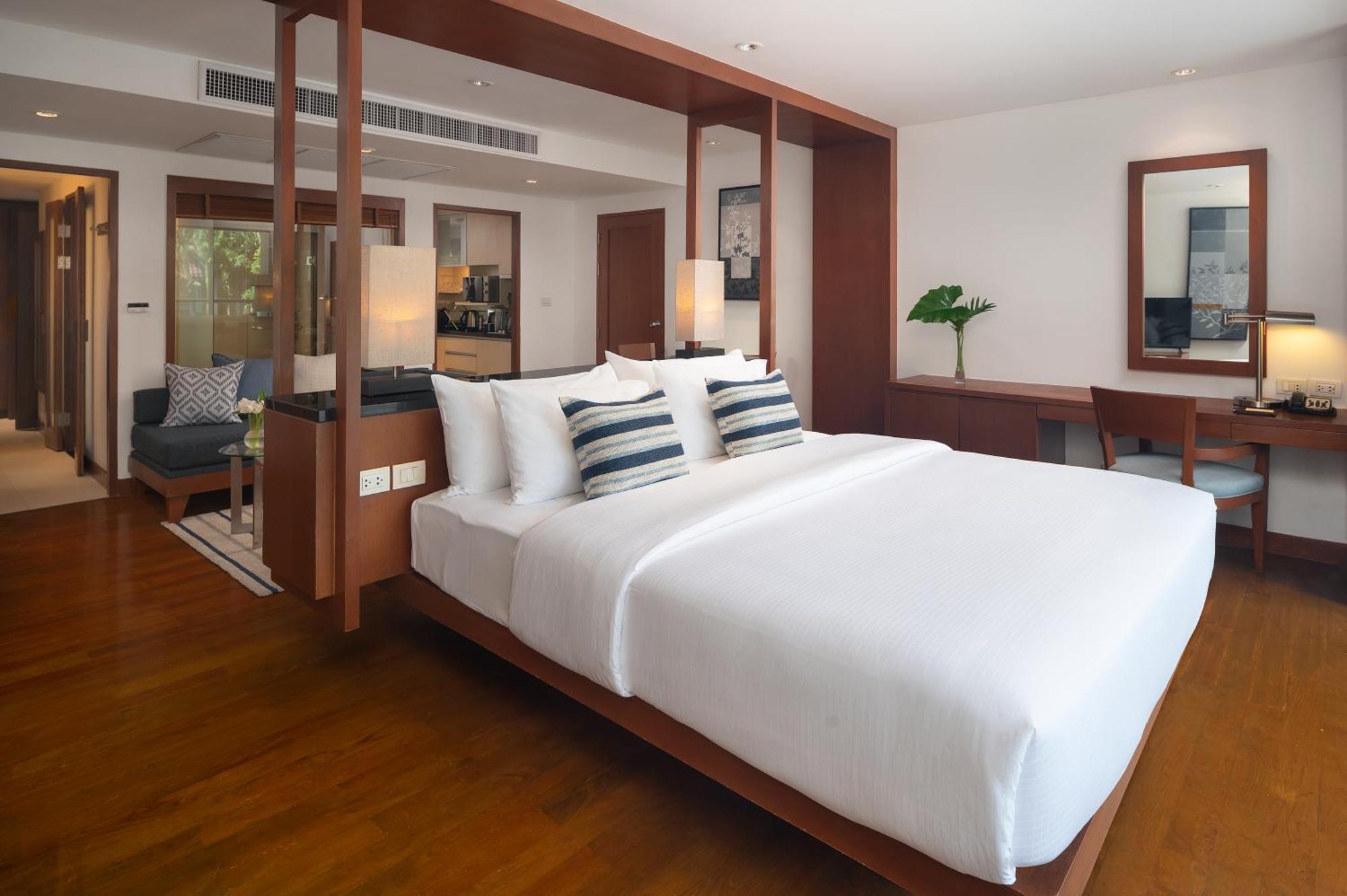 Woodlands Suites Serviced Residences - Sha Extra Plus Pattaya Exterior photo