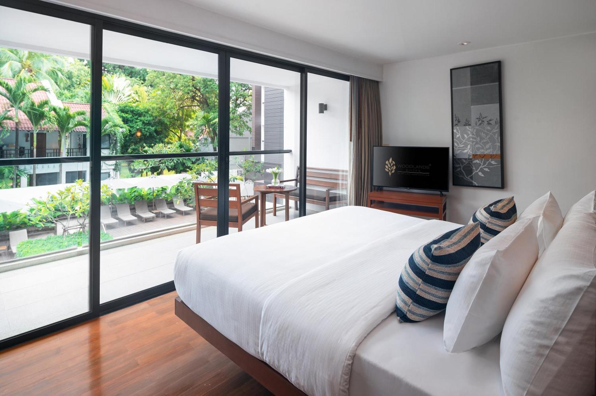 Woodlands Suites Serviced Residences - Sha Extra Plus Pattaya Room photo
